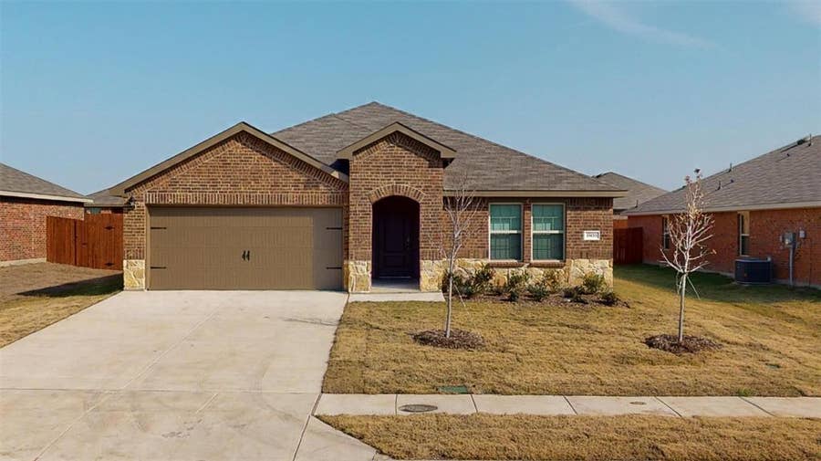 Property photo for 15133 Ace Drive, Dallas, TX