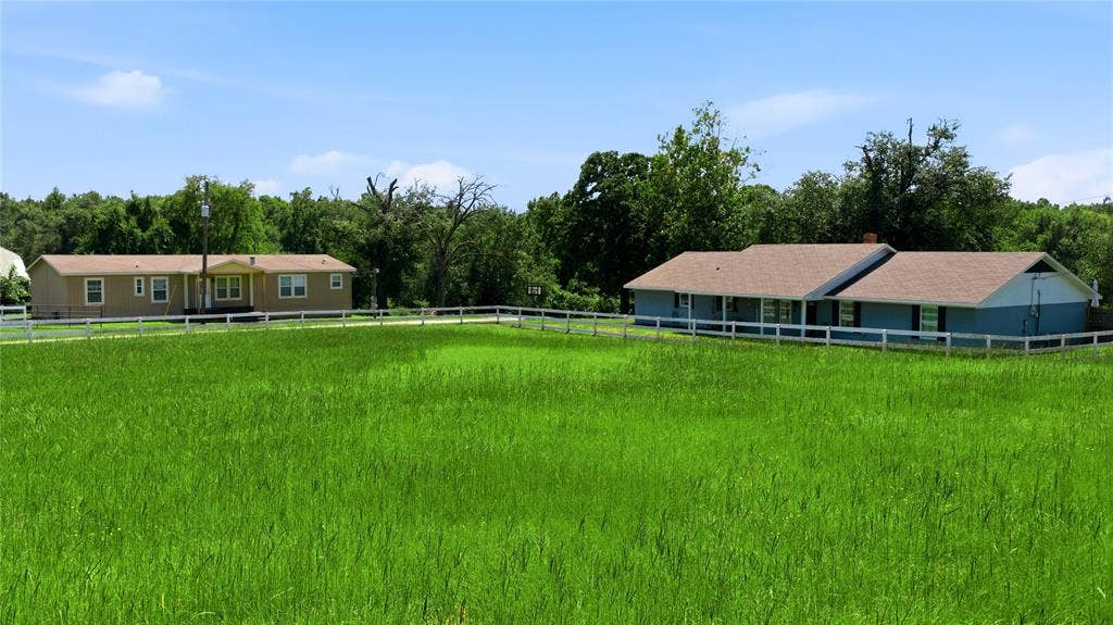12637 State Highway 19 N, Athens, TX 75752 12637 State Highway 19 N, Athens, TX 75752