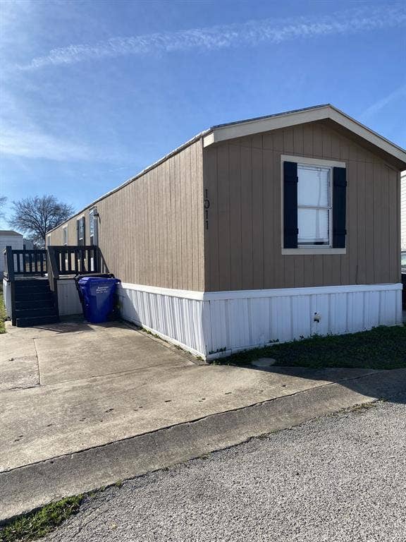 Property photo for 1011 Lavon Court, Royse City, TX