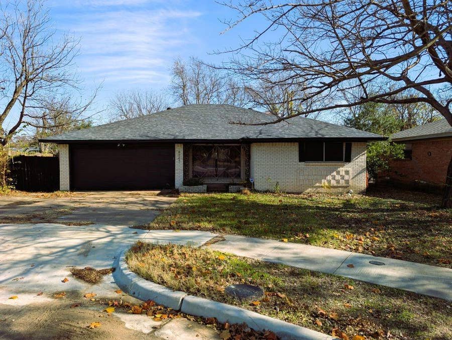 Property photo for 8747 Mosswood Drive, Dallas, TX
