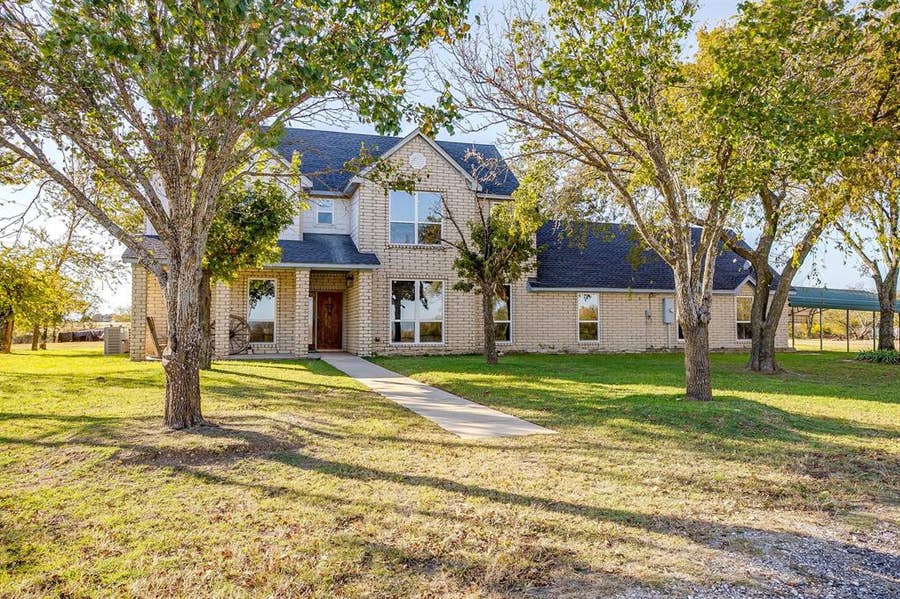 Property photo for 1791 N FM 730 Road, Decatur, TX