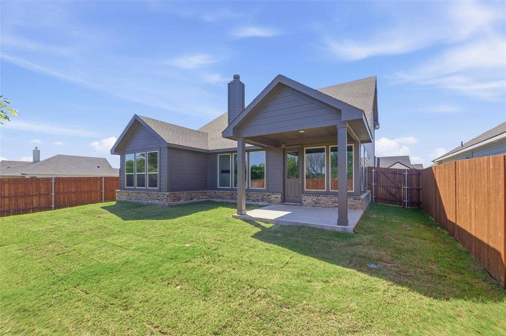 1237 Sabine River Lane, Springtown, TX 76082 1237 Sabine River Lane, Springtown, TX 76082