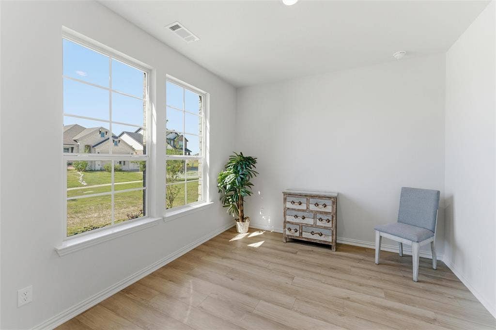 1237 Sabine River Lane, Springtown, TX 76082 1237 Sabine River Lane, Springtown, TX 76082