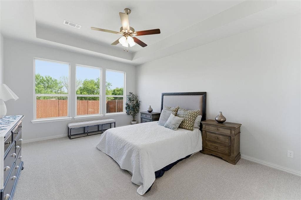 1237 Sabine River Lane, Springtown, TX 76082 1237 Sabine River Lane, Springtown, TX 76082