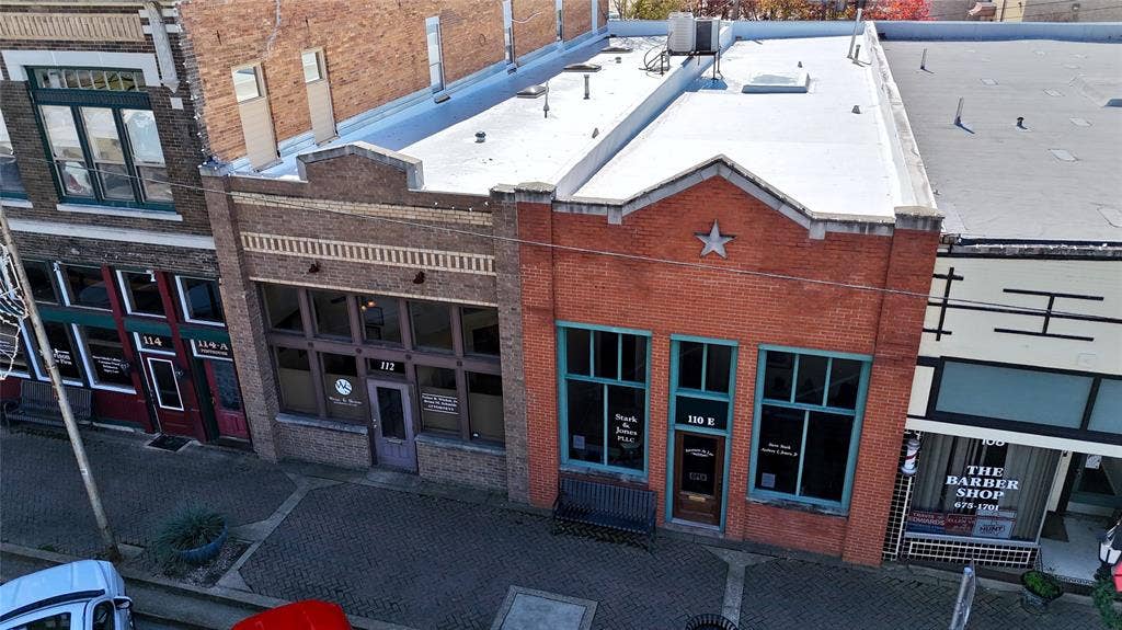 110 E Corsicana Street, Athens, TX 75751 110 E Corsicana Street, Athens, TX 75751