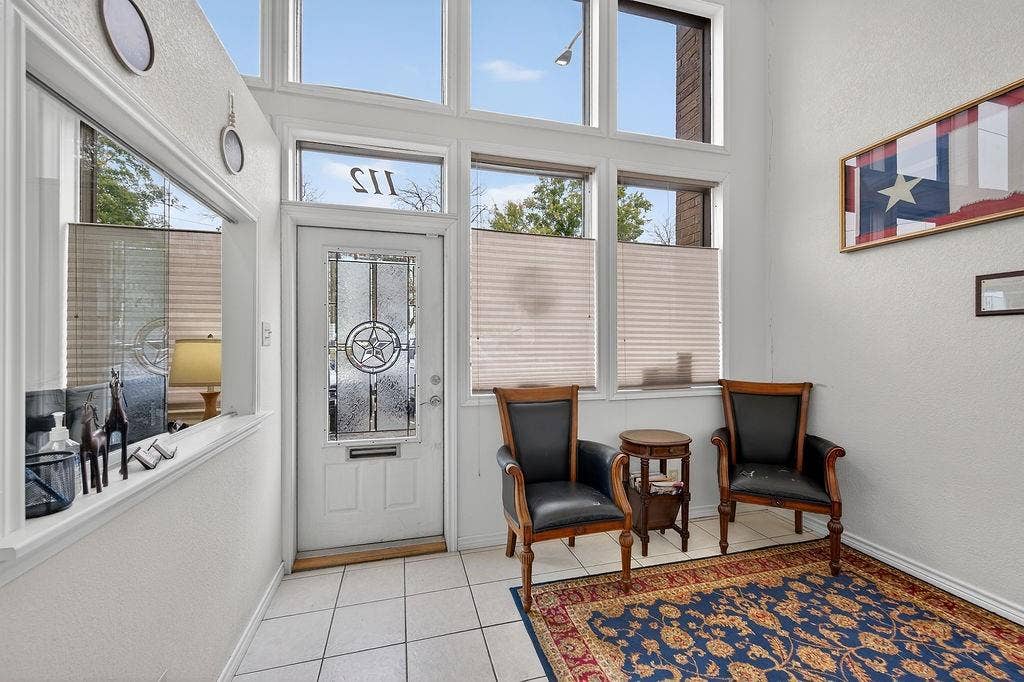 110 E Corsicana Street, Athens, TX 75751 110 E Corsicana Street, Athens, TX 75751