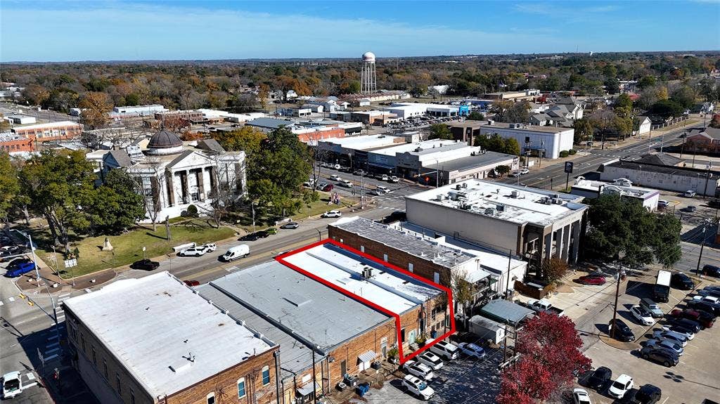 110 E Corsicana Street, Athens, TX 75751 110 E Corsicana Street, Athens, TX 75751
