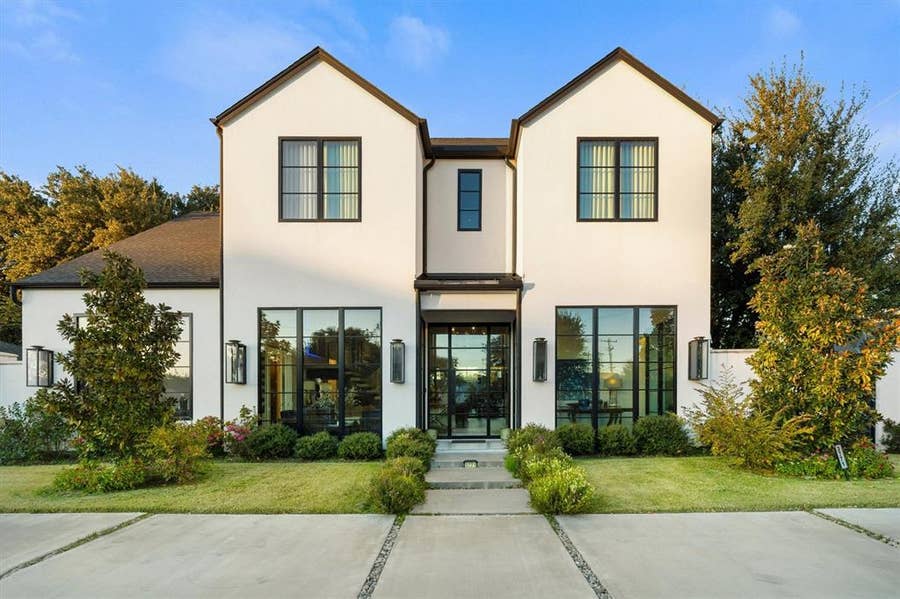 Property photo for 3771 Almazan Drive, Dallas, TX