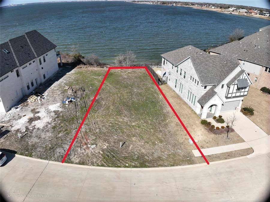 Property photo for 18100 Lakefront Court, Forney, TX
