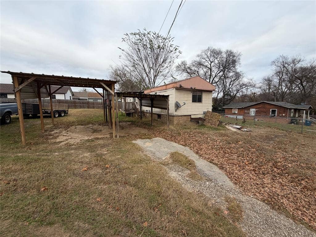 205 Barker Street, Athens, TX 75751 205 Barker Street, Athens, TX 75751