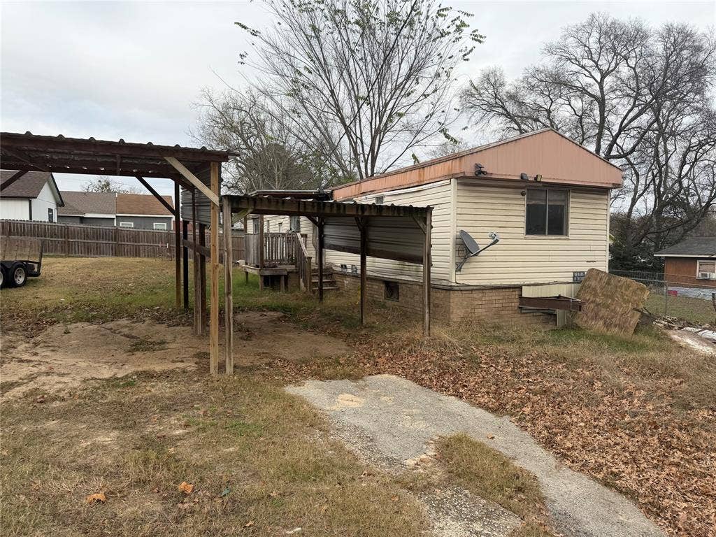 205 Barker Street, Athens, TX 75751 205 Barker Street, Athens, TX 75751