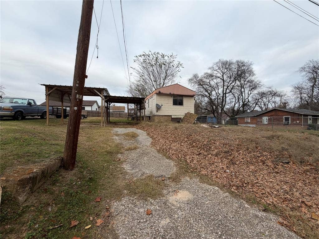 205 Barker Street, Athens, TX 75751 205 Barker Street, Athens, TX 75751