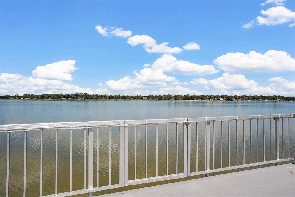 7130 Briar Road, Azle, TX 76020 7130 Briar Road, Azle, TX 76020