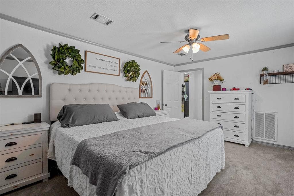 7130 Briar Road, Azle, TX 76020 7130 Briar Road, Azle, TX 76020