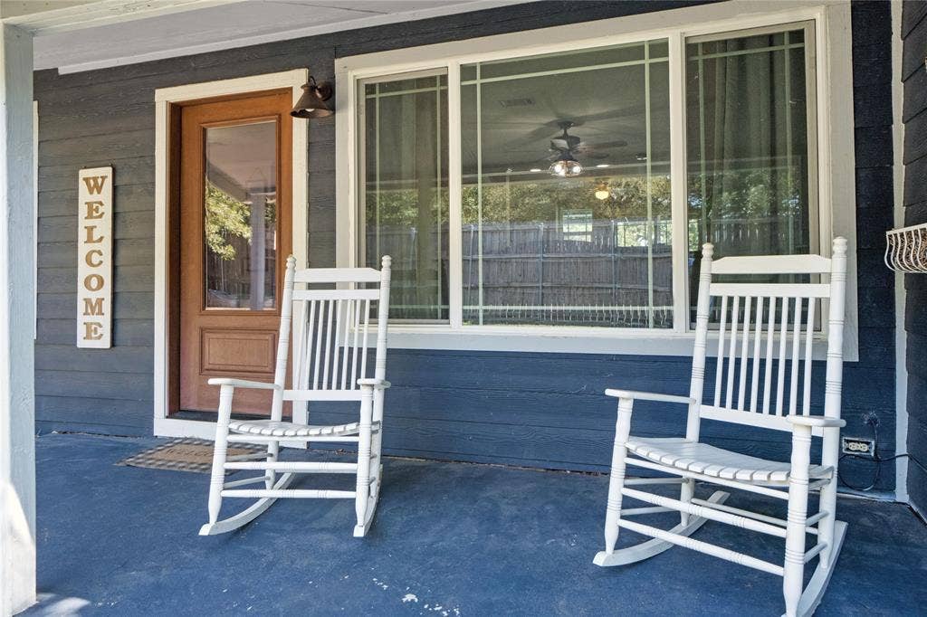 7130 Briar Road, Azle, TX 76020 7130 Briar Road, Azle, TX 76020