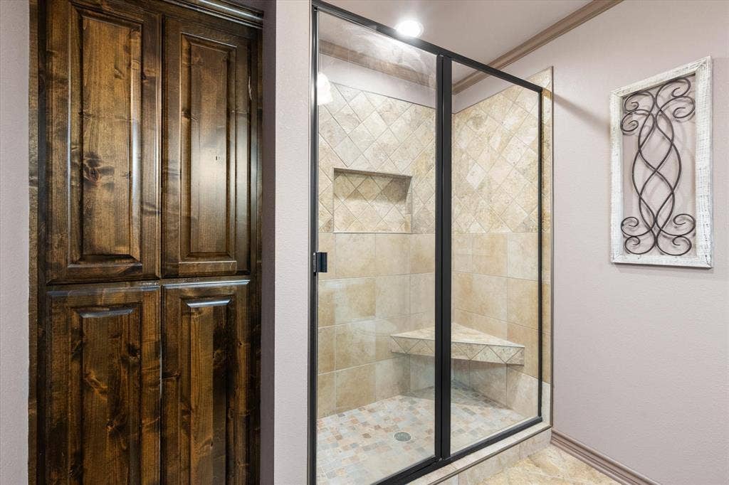 110 Northwood Place, Enchanted Oaks, TX 75156 110 Northwood Place, Enchanted Oaks, TX 75156