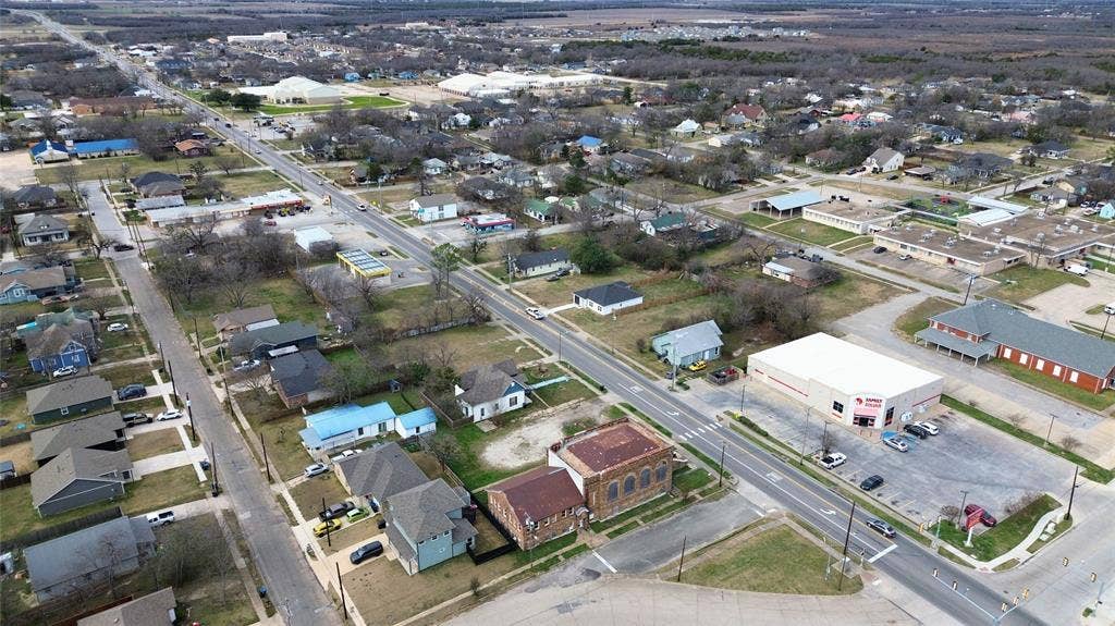 3907 Lee Street, Greenville, TX 75401 3907 Lee Street, Greenville, TX 75401