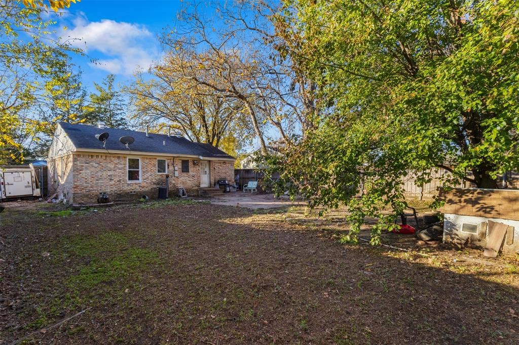 833 Dent Street, Garland, TX 75040 833 Dent Street, Garland, TX 75040