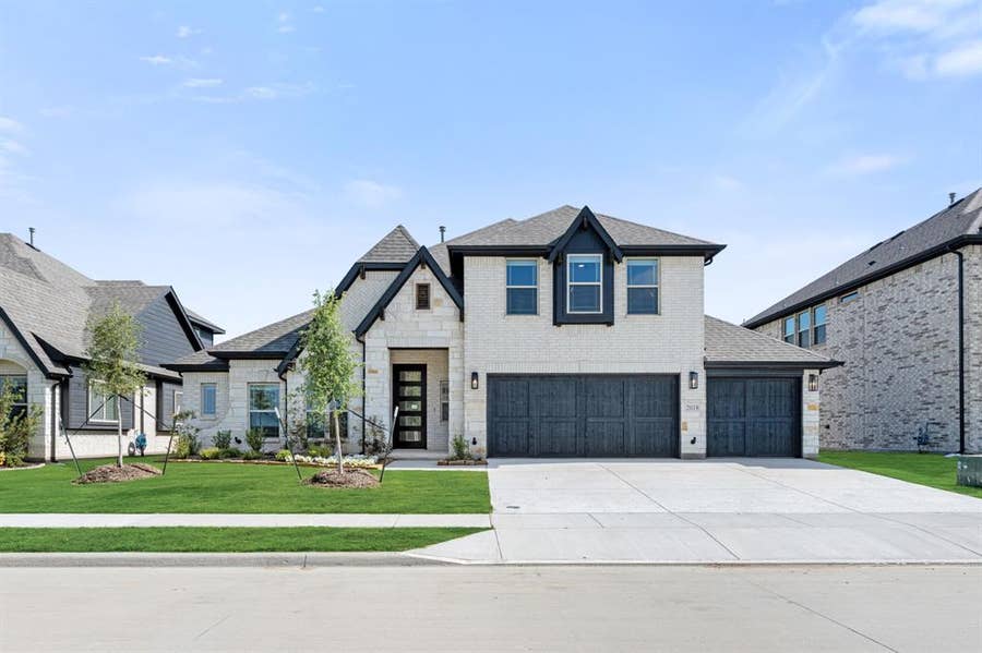 Property photo for 2018 Dundalk Lane, Forney, TX