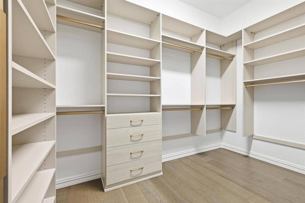 3860 Dewberry Lane, Prosper, TX 75078 California custom closets