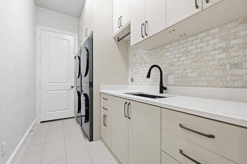 3860 Dewberry Lane, Prosper, TX 75078 Set of 2 LG wash towers and sink and cabinets