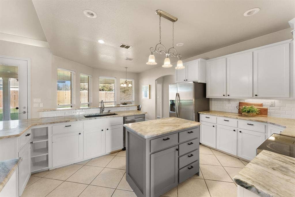 4012 Creekview Trail, Temple, TX 76504 4012 Creekview Trail, Temple, TX 76504