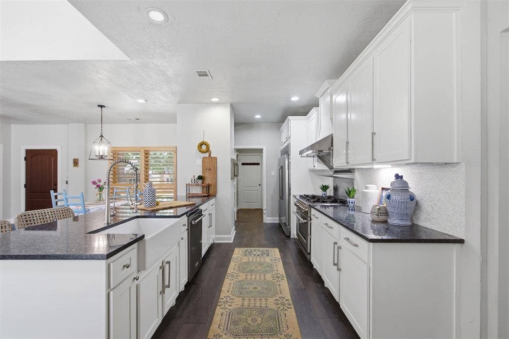 2644 Fairway Ridge Drive, McKinney, TX 75072 2644 Fairway Ridge Drive, McKinney, TX 75072