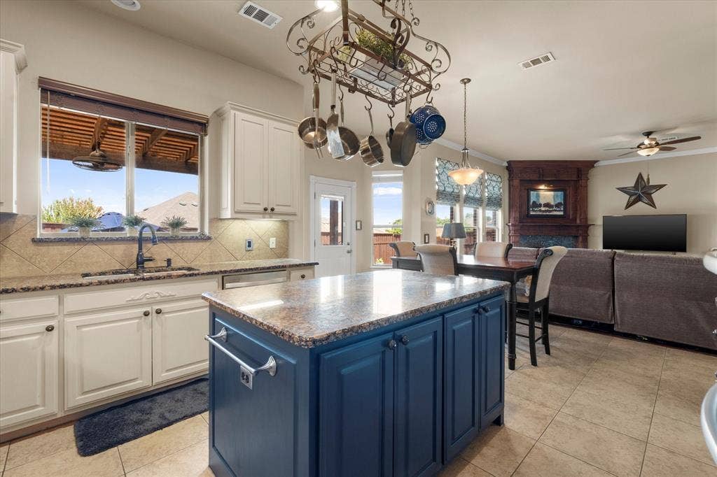 633 Stevenson Drive, Fate, TX 75087 633 Stevenson Drive, Fate, TX 75087