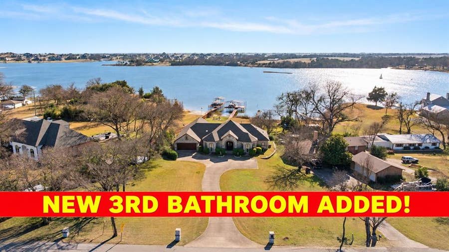 Property photo for 155 Lakeshore Drive, Waxahachie, TX