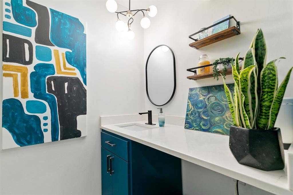 4347 Dickason Avenue, #111, Dallas, TX 75219