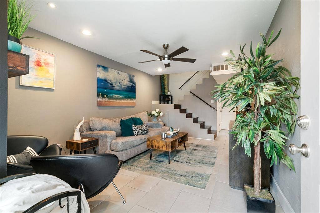 4347 Dickason Avenue, #111, Dallas, TX 75219
