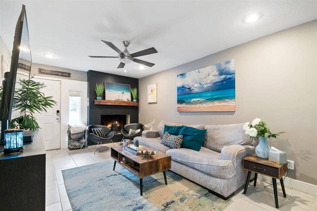 4347 Dickason Avenue, #111, Dallas, TX 75219