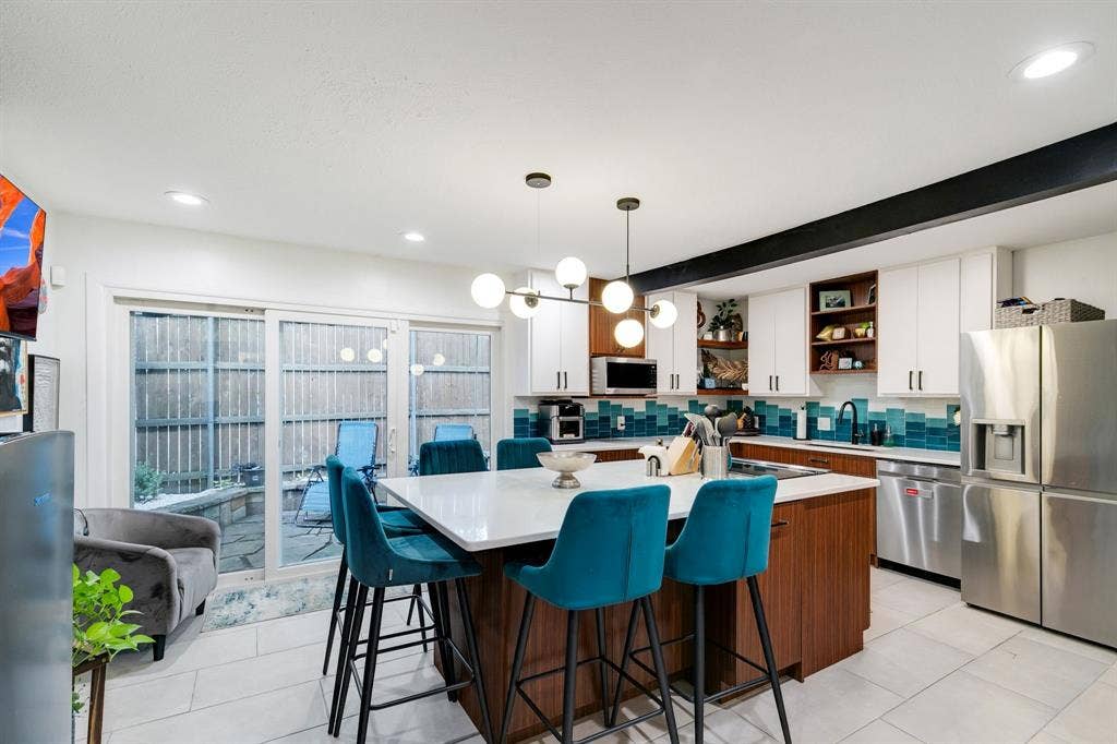 4347 Dickason Avenue, #111, Dallas, TX 75219