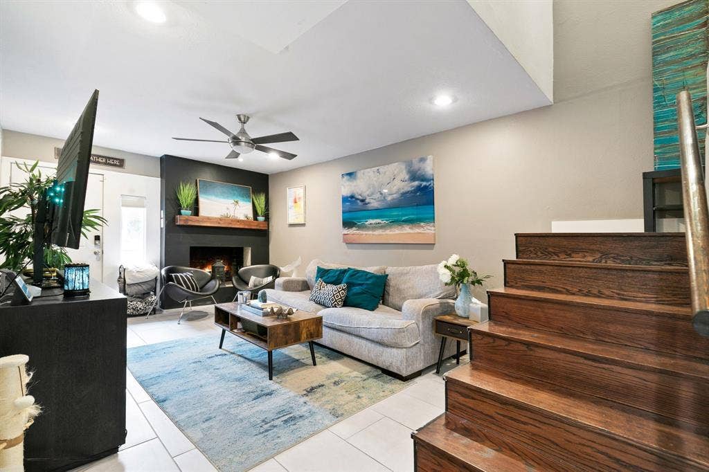 4347 Dickason Avenue, #111, Dallas, TX 75219
