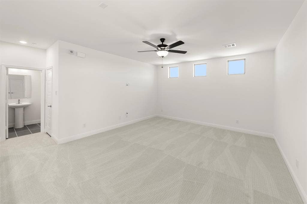 473 Flor Drive, Sunnyvale, TX 75182 21. 473 Flor - Game