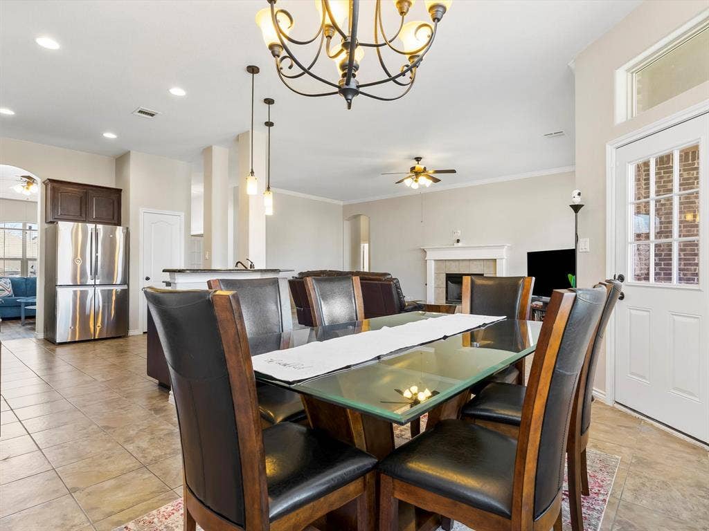 4925 Breezewind Lane, Fort Worth, TX 76123 4925 Breezewind Lane, Fort Worth, TX 76123