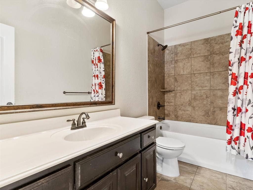 4925 Breezewind Lane, Fort Worth, TX 76123 4925 Breezewind Lane, Fort Worth, TX 76123
