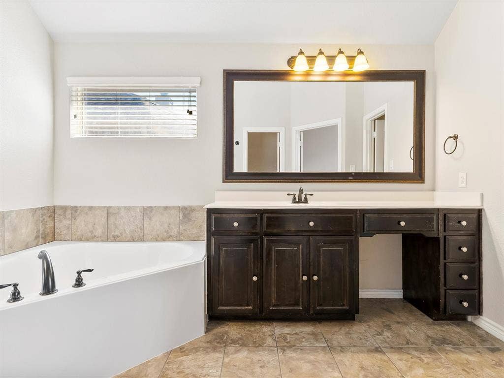 4925 Breezewind Lane, Fort Worth, TX 76123 4925 Breezewind Lane, Fort Worth, TX 76123