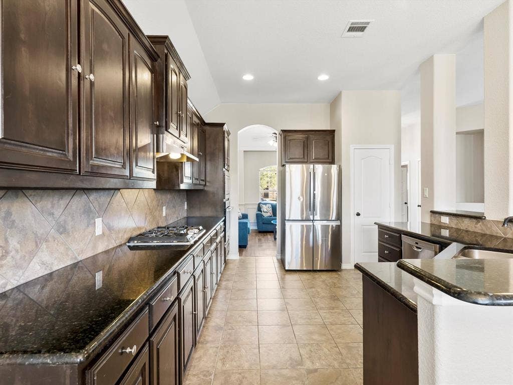 4925 Breezewind Lane, Fort Worth, TX 76123 4925 Breezewind Lane, Fort Worth, TX 76123
