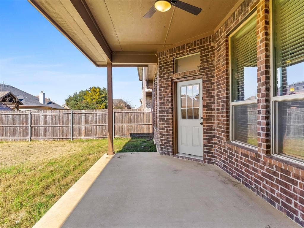 4925 Breezewind Lane, Fort Worth, TX 76123 4925 Breezewind Lane, Fort Worth, TX 76123