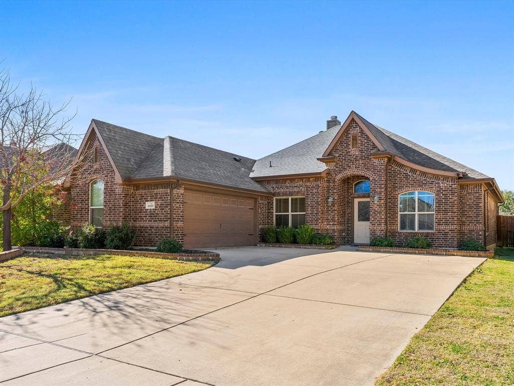 4925 Breezewind Lane, Fort Worth, TX 76123 4925 Breezewind Lane, Fort Worth, TX 76123