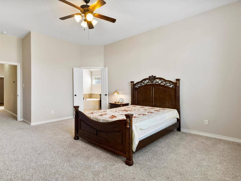 4925 Breezewind Lane, Fort Worth, TX 76123 4925 Breezewind Lane, Fort Worth, TX 76123