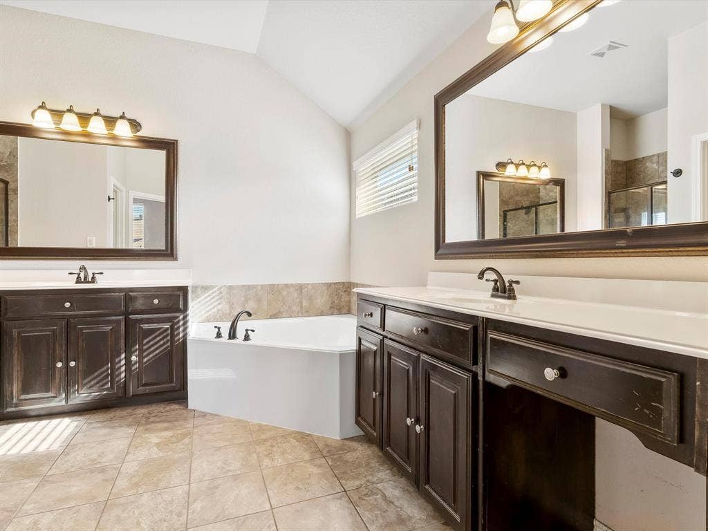 4925 Breezewind Lane, Fort Worth, TX 76123 4925 Breezewind Lane, Fort Worth, TX 76123