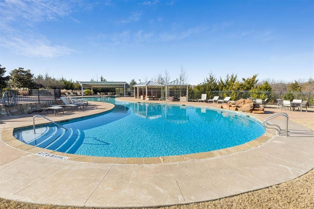 2015 April Dew Way, Wylie, TX 75098 2015 April Dew Way, Wylie, TX 75098