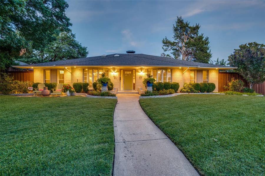 Property photo for 12106 Landlock Drive, Dallas, TX