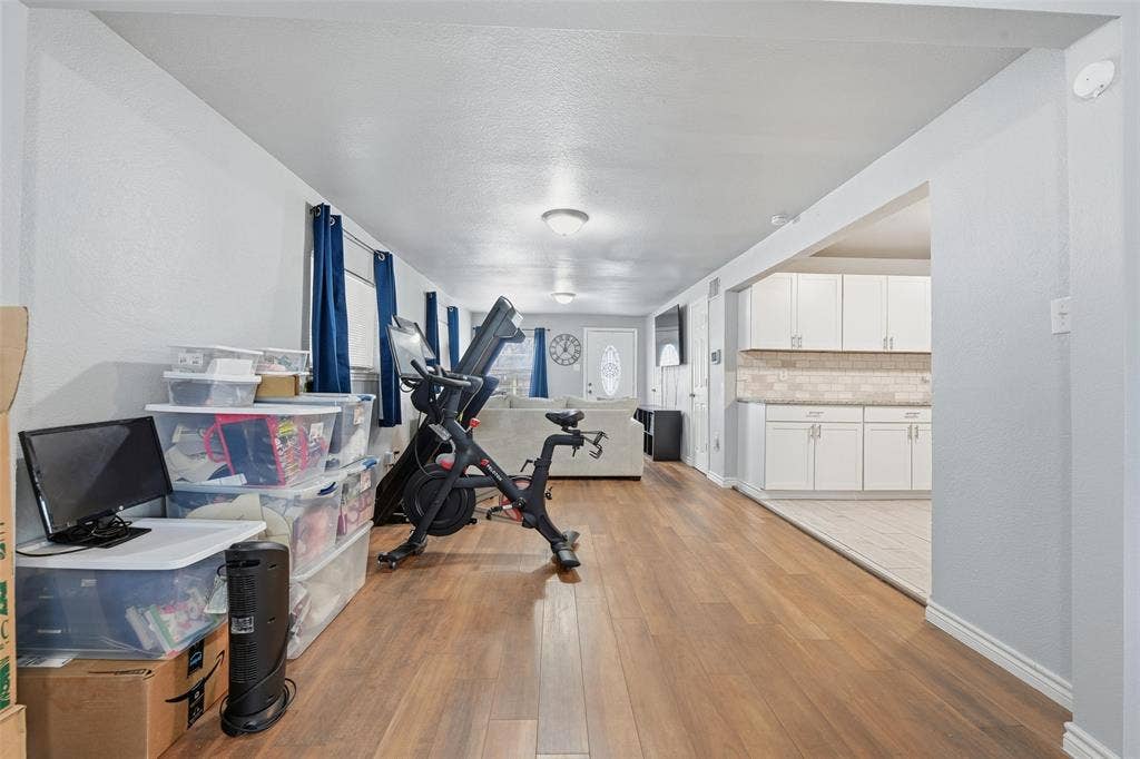 1818 Reever Street, Arlington, TX 76010 1818 Reever Street, Arlington, TX 76010