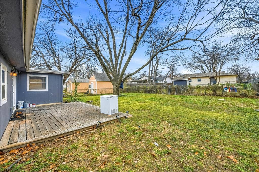 1818 Reever Street, Arlington, TX 76010 1818 Reever Street, Arlington, TX 76010