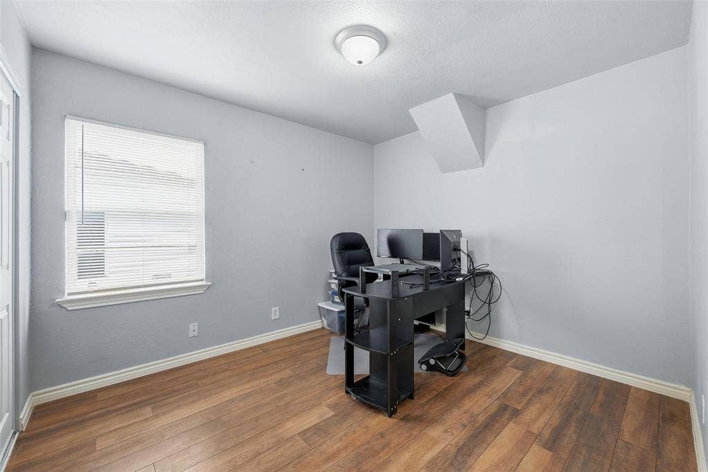 1818 Reever Street, Arlington, TX 76010 1818 Reever Street, Arlington, TX 76010