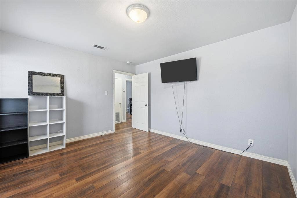 1818 Reever Street, Arlington, TX 76010 1818 Reever Street, Arlington, TX 76010