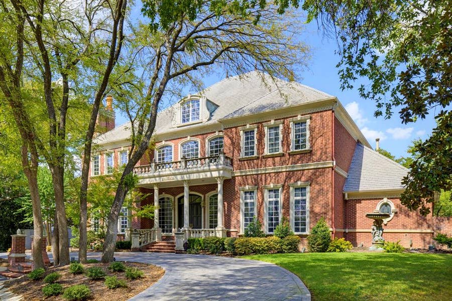 Property photo for 6805 Laurel Valley Drive, Fort Worth, TX